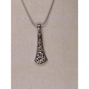 2" Vintage Sterling Silver Filigree Pendant